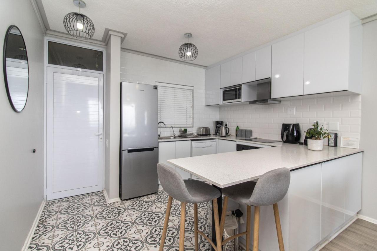 Brookes Hill Suites Luxury Apartment 124 ポート・エリザベス エクステリア 写真