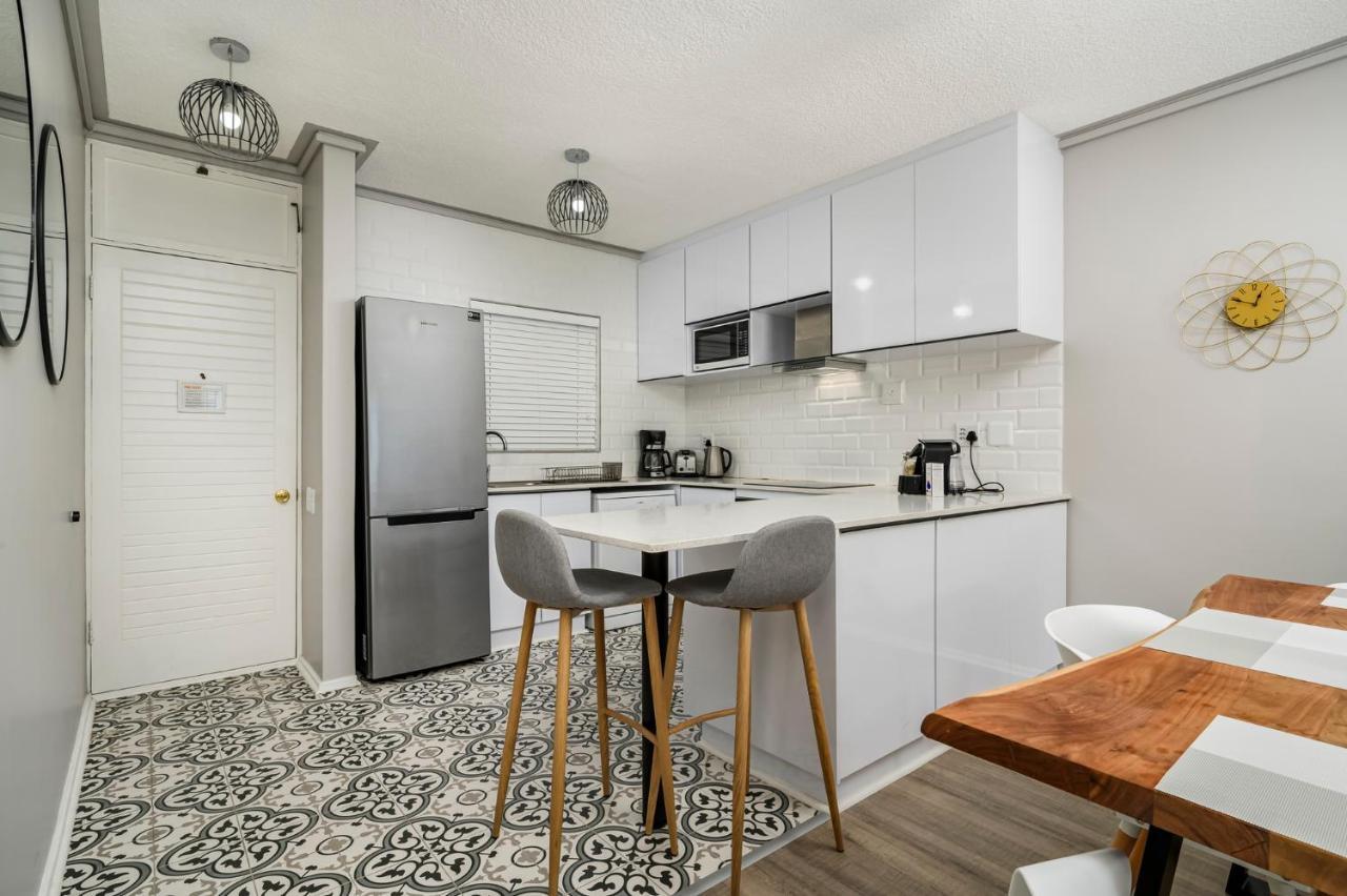 Brookes Hill Suites Luxury Apartment 124 ポート・エリザベス エクステリア 写真